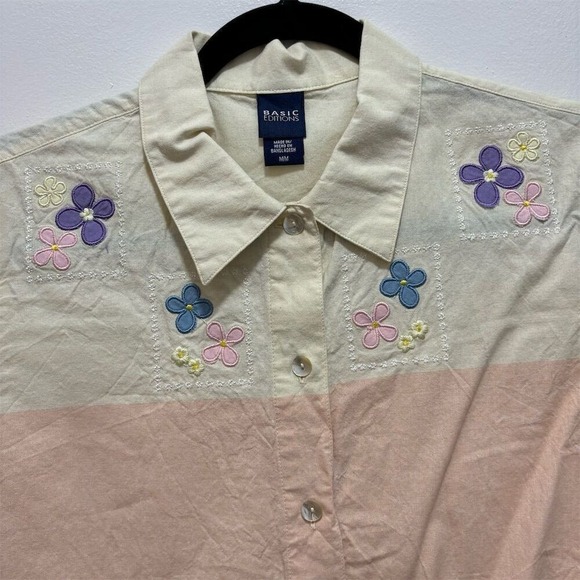 Basic Editions Women's Colorblock Embroidered Button Up Shirt Size M - Picture 4 of 4